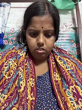Snapshot of Beauty-queen chatting on March 6, 1:24 pm Beauty-queen online show from March 6, 1:24 pm