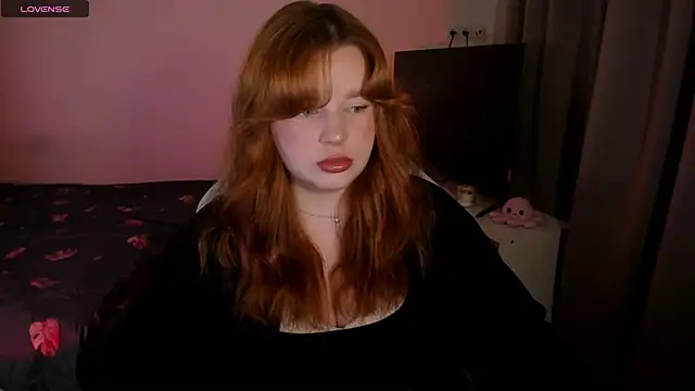 Snapshot of _Lisa_x chatting on December 4, 5:16 am  Lisa x online show from December 4, 5:16 am