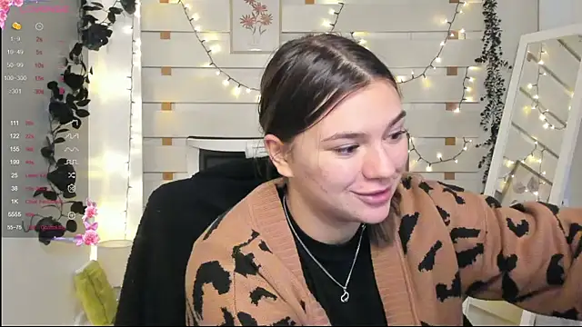 Josephine Kiss online show from January 7, 1:24 pm