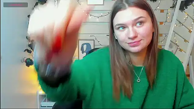 Josephine Kiss online show from January 19, 2:32 pm