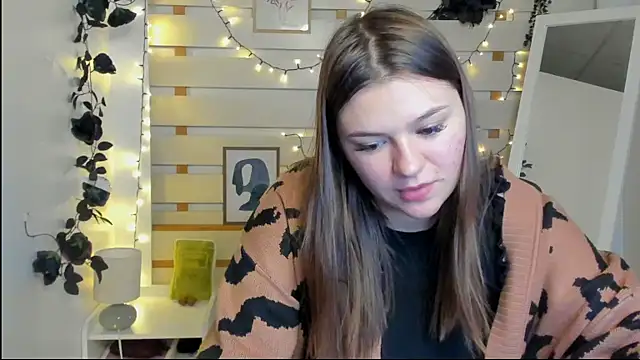 Josephine Kiss online show from March 18, 1:03 pm