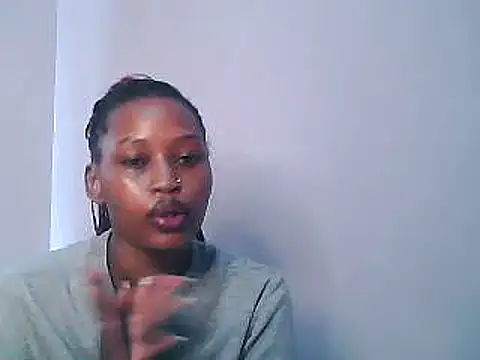 Snapshot of Sweet_Vinkah chatting on February 17, 12:48 pm Sweet Vinkah online show from February 17, 12:48 pm