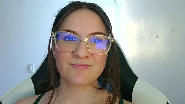 livgomez online show from November 13, 3:55 pm