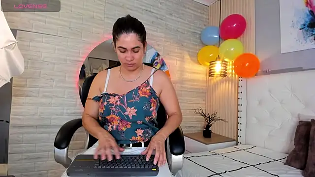 sussy  stone online show from May 14, 12:12 pm