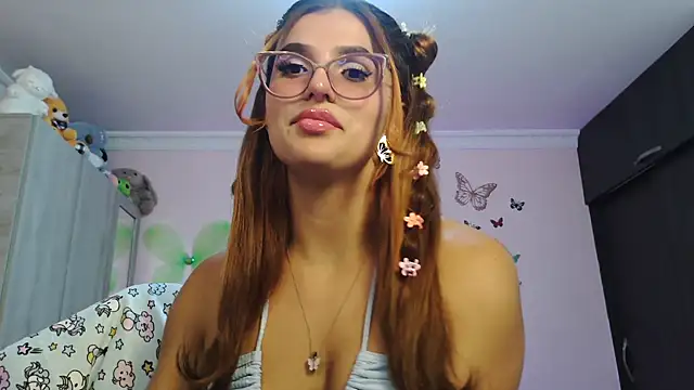 caroline jonson online show from December 13, 9:42 pm