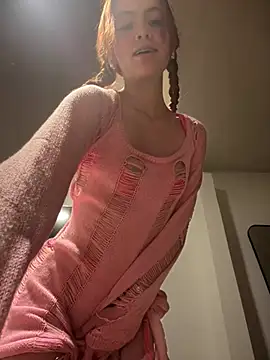 Lorraine Leon online show from December 23, 3:07 am