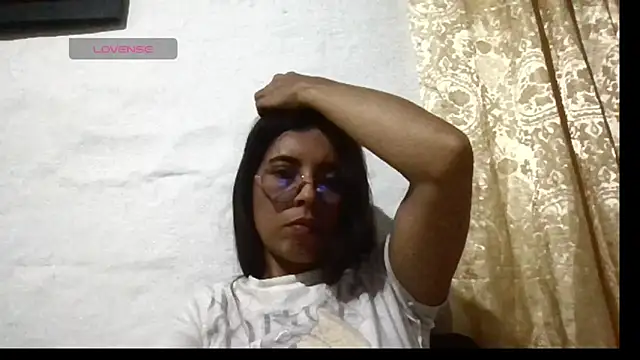 Snapshot of stefany_sexxx chatting on March 7, 2:08 am stefany sexxx online show from March 7, 2:08 am