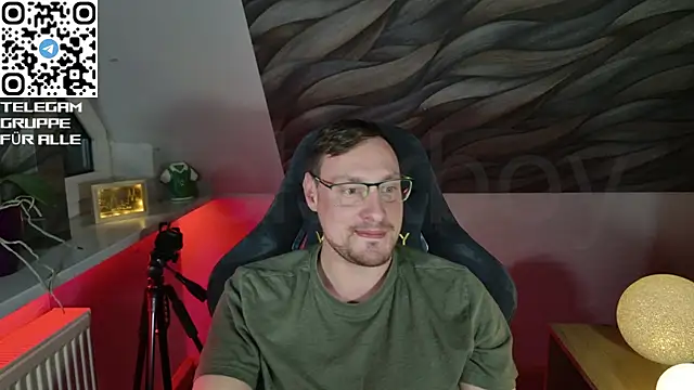 Snapshot of Relsxboy chatting on September 27, 10:48 pm Relsxboy online show from September 27, 10:48 pm