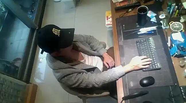 Snapshot of Ricky06248 chatting on December 29, 8:11 am Ricky06248 online show from December 29, 8:11 am