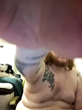 Snapshot of Barrentine88 chatting on January 6, 3:21 am Barrentine88 online show from January 6, 3:21 am