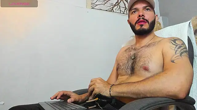 Tom Bailey online show from September 13, 3:39 am