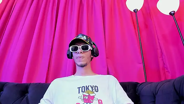 TomyMosterCock online show from January 18, 2:36 am