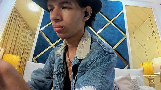 TomyMosterCock online show from April 8, 8:31 pm