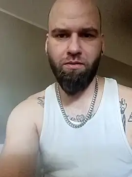 Snapshot of Dj8717 chatting on December 14, 4:23 pm Dj8717 online show from December 14, 4:23 pm