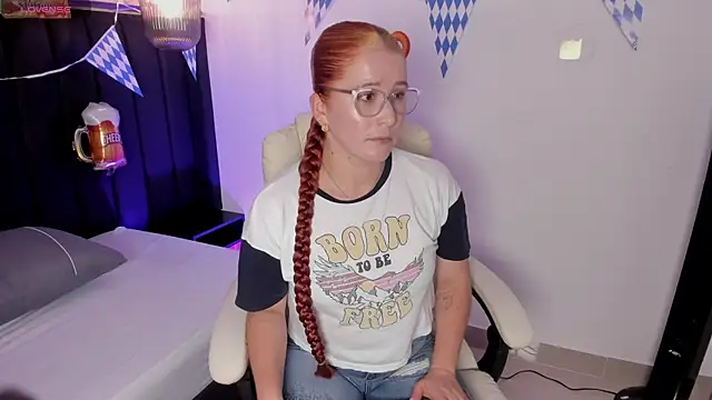 AllisonRoberts  online show from September 25, 7:39 pm