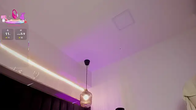 AllisonRoberts  online show from October 14, 7:58 pm