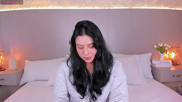 JessyEvans online show from May 14, 7:20 pm