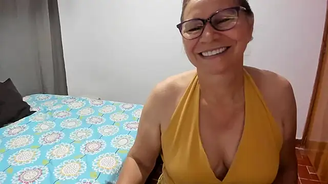 Carlaa-69 online show from November 19, 10:15 am