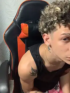 mateodeamjo online show from March 18, 11:31 pm