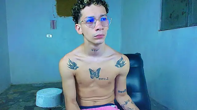 mateodeamjo online show from March 5, 12:39 am