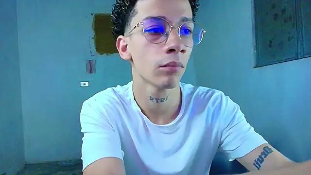 mateodeamjo online show from March 7, 1:46 am