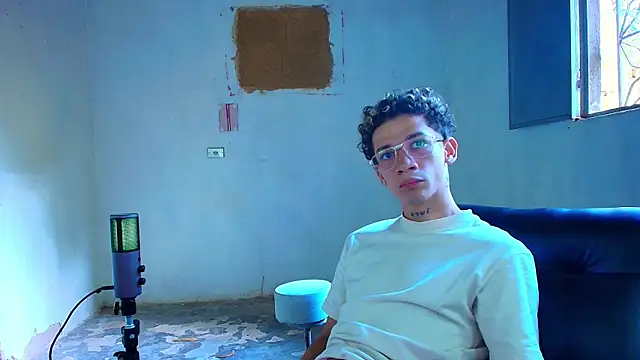 mateodeamjo online show from March 21, 5:38 pm