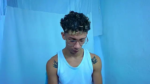 mateodeamjo online show from April 16, 2:34 am