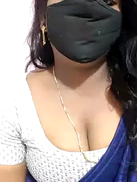 louise92 online show from February 6, 6:08 am