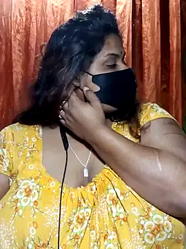 Snapshot of Dusto_Meye chatting on February 3, 5:07 pm Dusto Meye online show from February 3, 5:07 pm