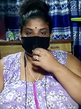 Snapshot of Dusto_Meye chatting on February 12, 4:24 pm Dusto Meye online show from February 12, 4:24 pm