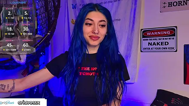 AriaVoss online show from April 19, 8:33 pm