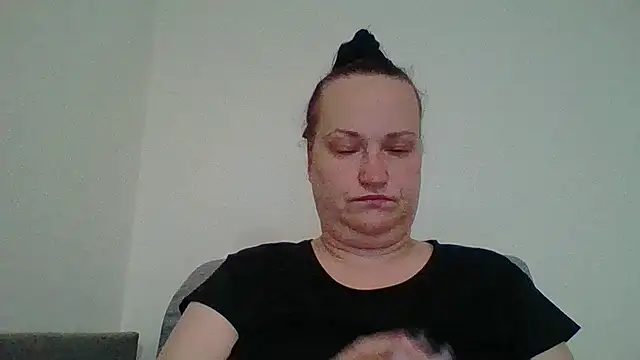  squirty cum lady  online show from October 7, 3:36 am