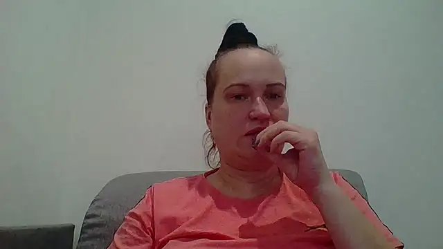  squirty cum lady  online show from October 10, 5:06 am