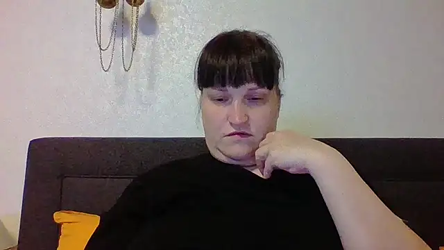  squirty cum lady  online show from March 15, 9:10 pm