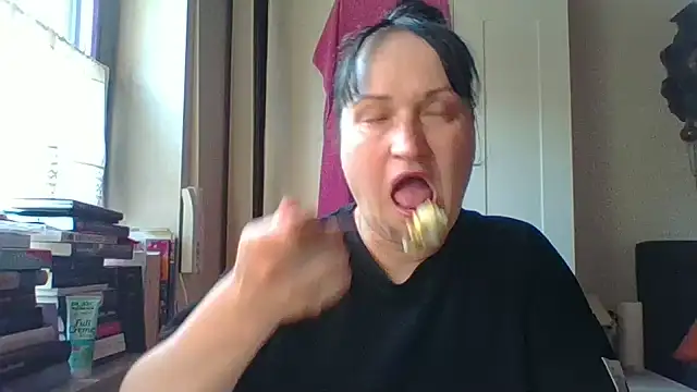  squirty cum lady  online show from June 19, 5:56 am