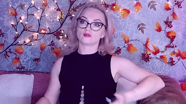 EllianaReese online show from October 29, 2:58 am