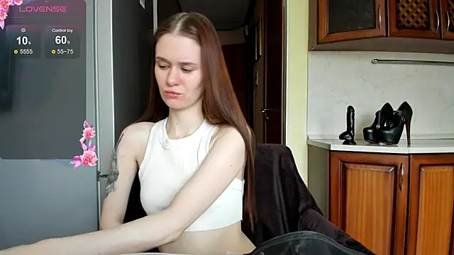 EmilySoul online show from April 18, 1:53 am