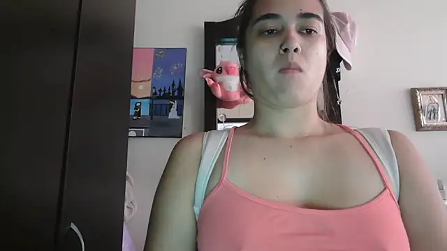 trianabell online show from February 19, 4:25 pm