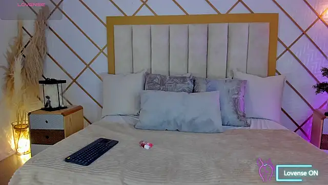 TamyHoney online show from October 8, 11:35 pm