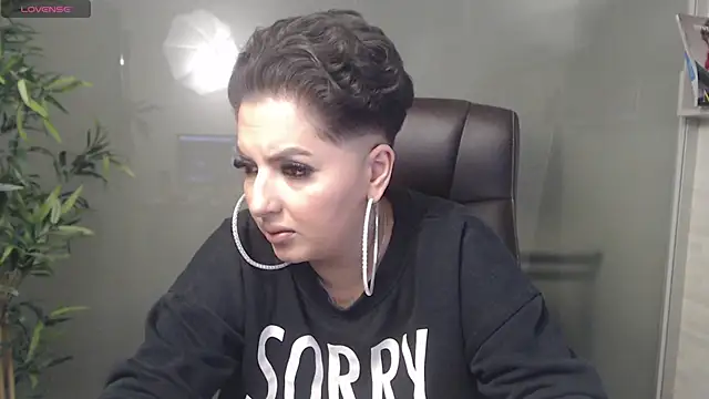 BustyAllyy online show from January 20, 1:07 am