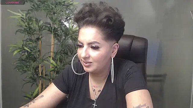 BustyAllyy online show from January 22, 8:49 pm