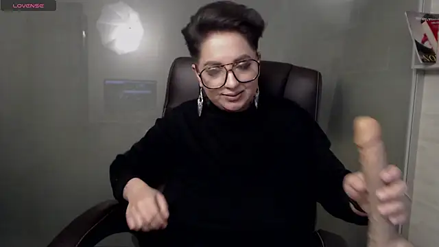 BustyAllyy online show from February 8, 2:26 am