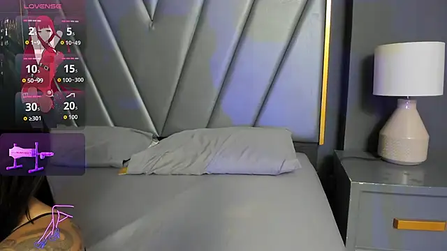 Foxy Assh  online show from November 9, 5:28 am