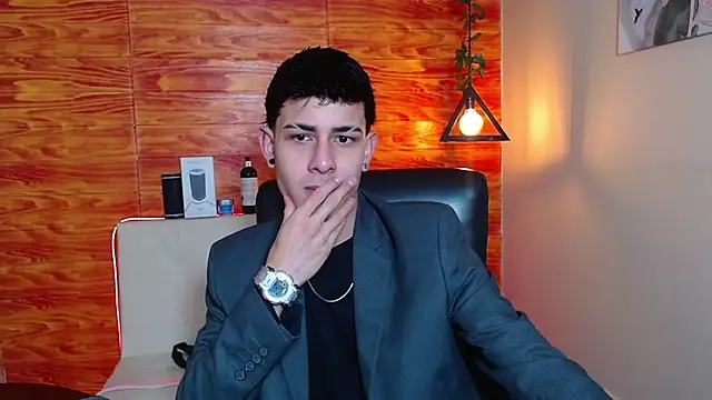 Snapshot of Bastiaan_28 chatting on January 26, 4:51 am Bastiaan 28 online show from January 26, 4:51 am