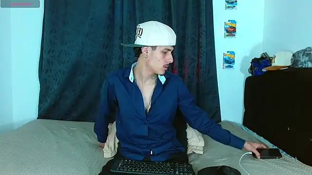 Bastiaan 28 online show from November 13, 4:11 am