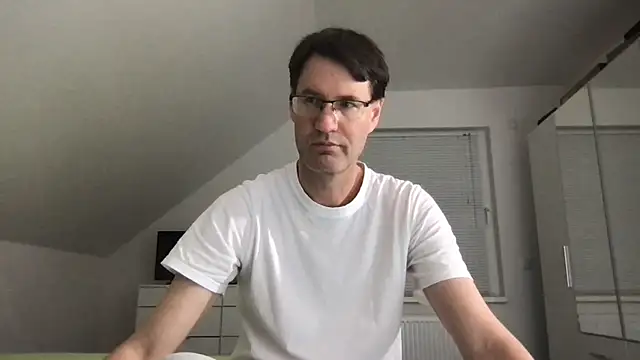 zxzx cam1 online show from March 11, 4:07 pm