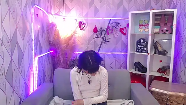 charlottemoonxz online show from November 7, 8:09 pm