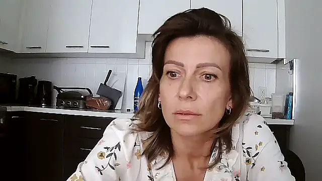 Snapshot of anechka1 chatting on July 16, 6:36 pm anechka1 online show from July 16, 6:36 pm