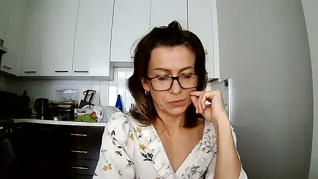 Snapshot of anechka1 chatting on July 23, 6:50 pm anechka1 online show from July 23, 6:50 pm