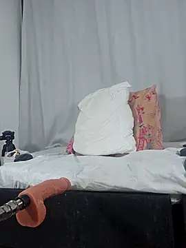 hole davidd online show from November 28, 11:51 pm